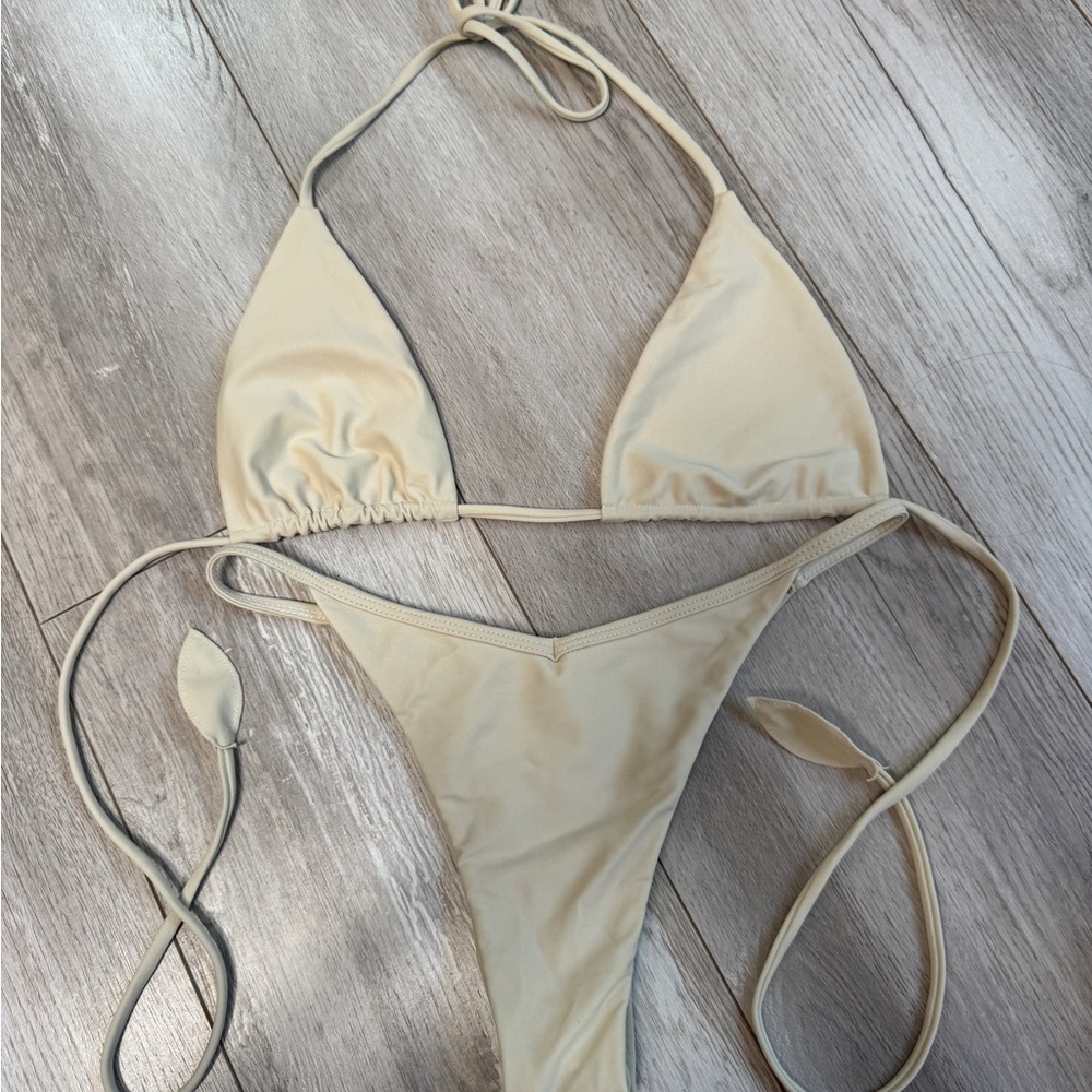 Benoa Swim Cream Bikini Set